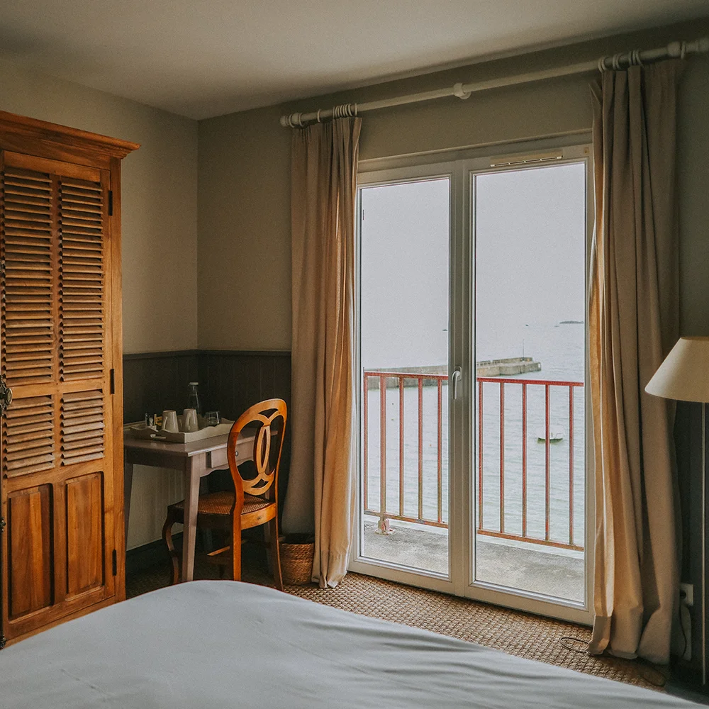 Rivage est un hôtel avec vue mer à Portivy